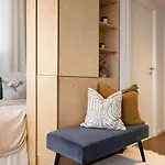 Modern In C Apartamento